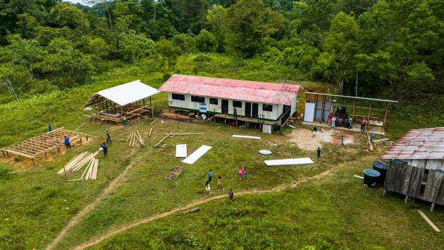 Renovation of damaged school in indigenous community in Antioquia, Colombia
